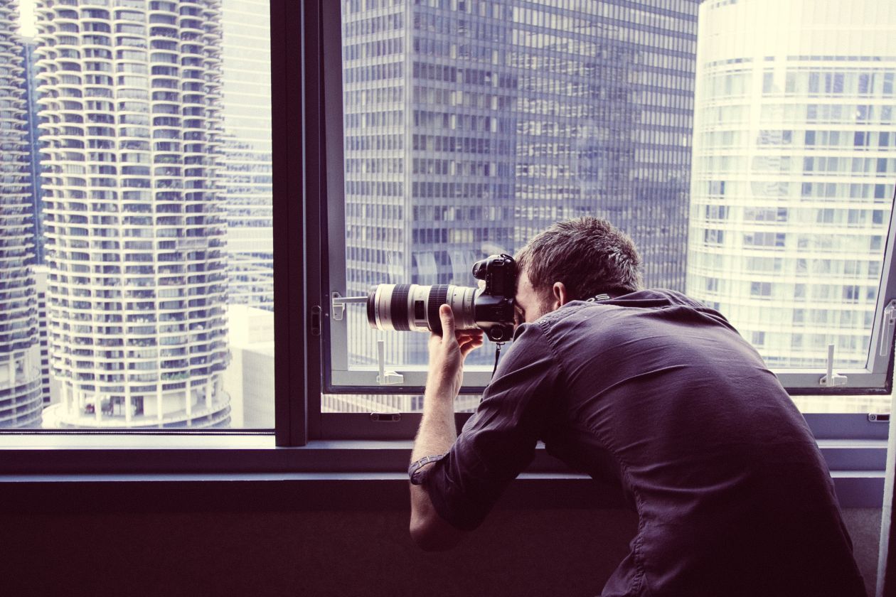 Free photo "Photographer Window Shooting Chicago Sky Line"